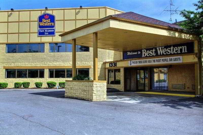 Days Inn & Suites By Wyndham Madison Heights Mi מראה חיצוני תמונה